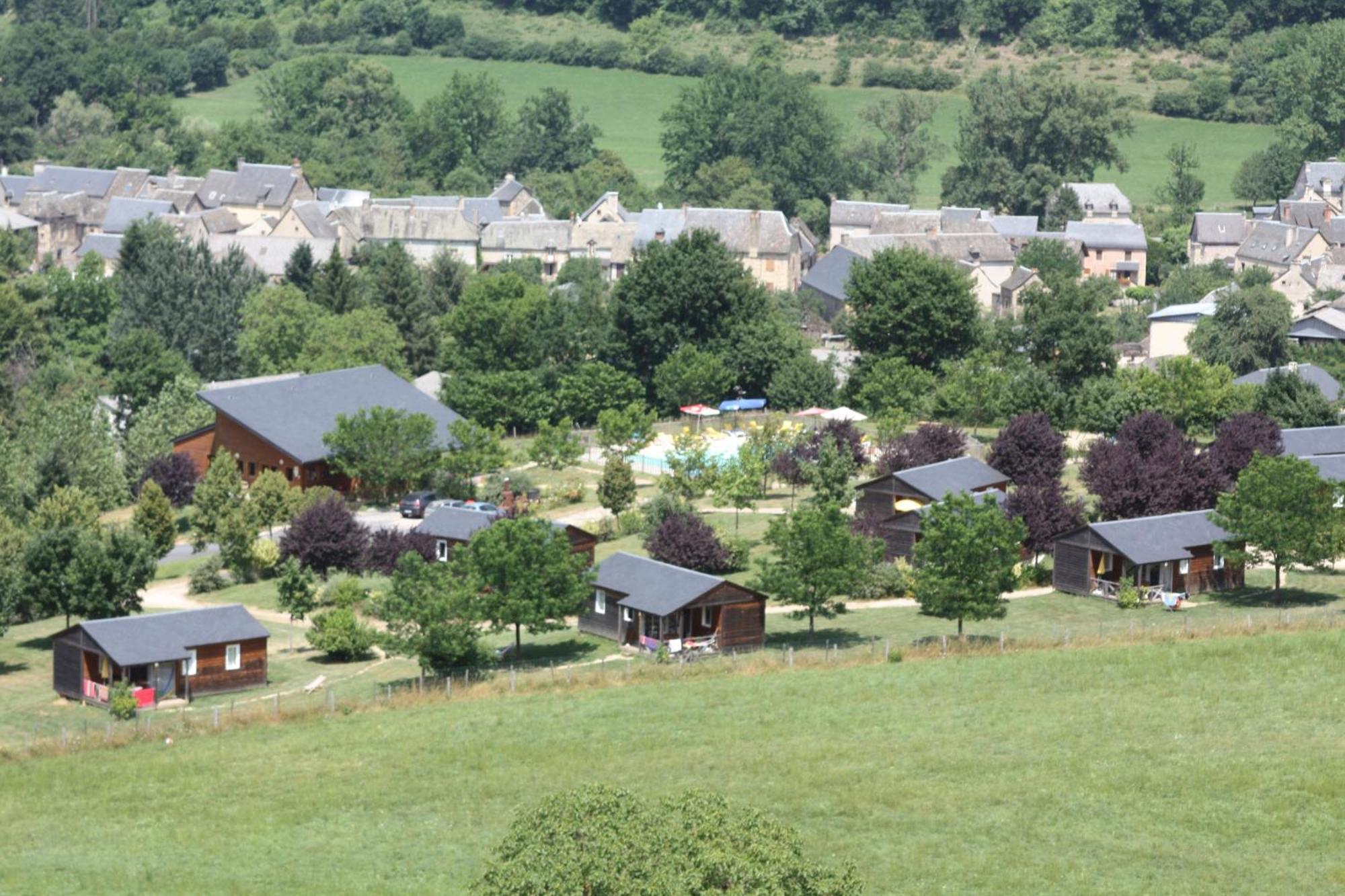 Village De Gite - La Cascade Sainte-Eulalie-d'Olt 외부 사진